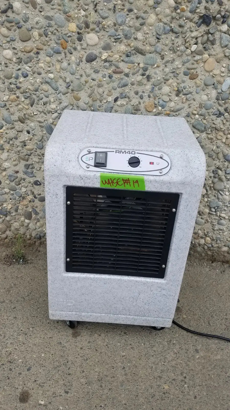 Reuse Medical Ebac RM40 Compact Dehumidifier – Model 10187MB Other Business & Industrial, second-hand product photo 1