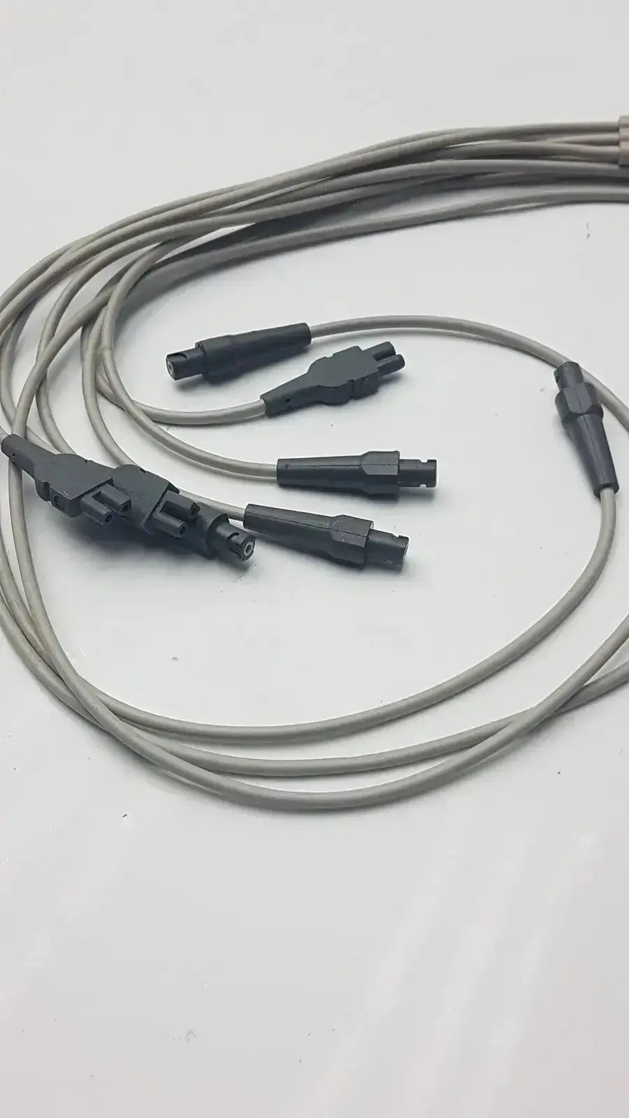 Generic ECG Vital Signs Diagnostic Cardiology Universal Leadwire Set Cable ECG Leadwire Cable, second-hand product photo 3