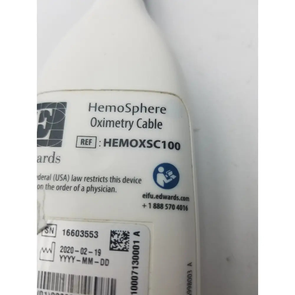 White edwards hemosphere oximetry cable model hemoxsc100 designed for accurate patient oxygen monitoring