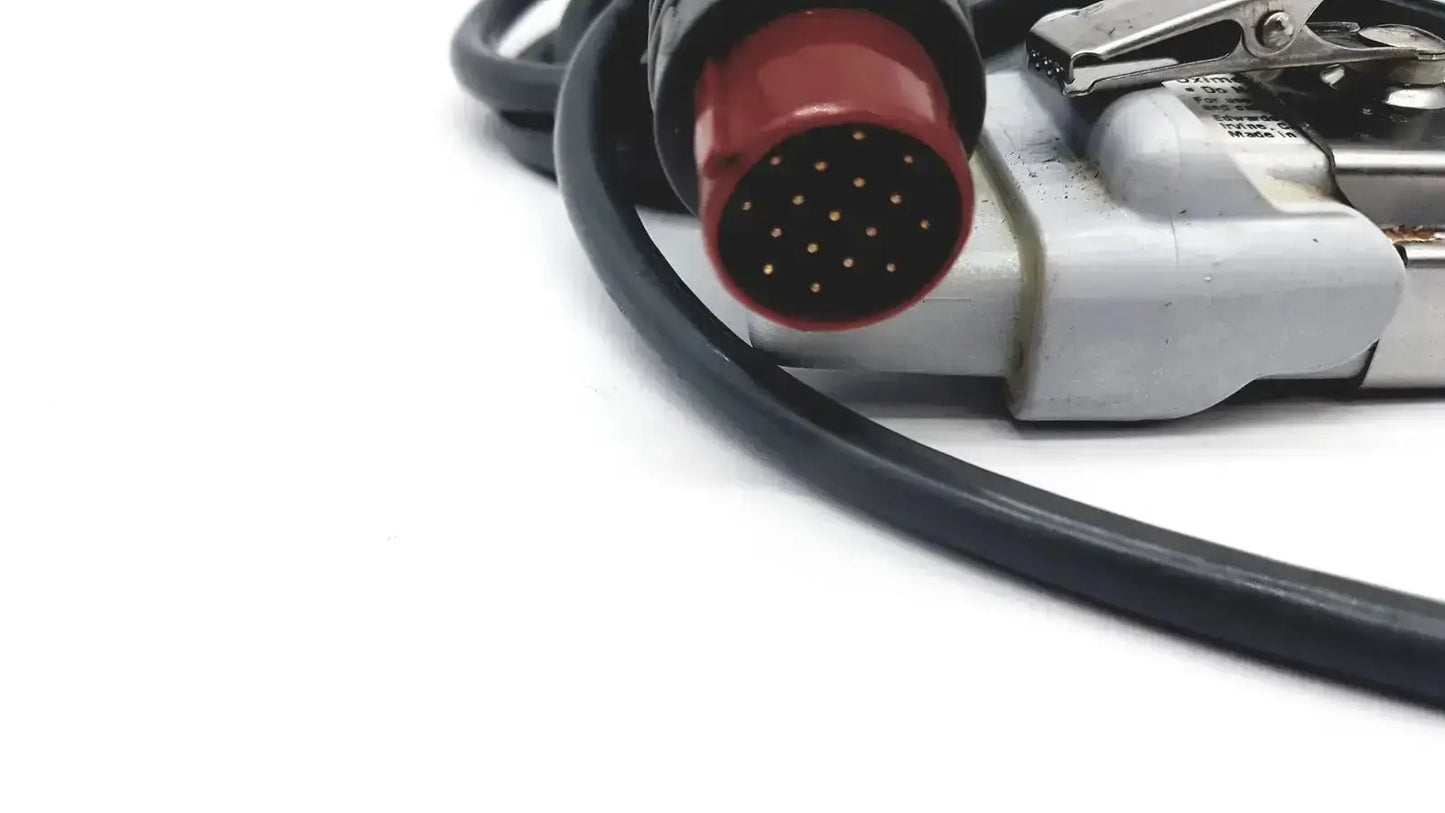 Edwards Lifesciences OM2 Oximetry Optical Module Cable Adapter Oximetry Cable Adapter, as-is (for parts) product photo 2