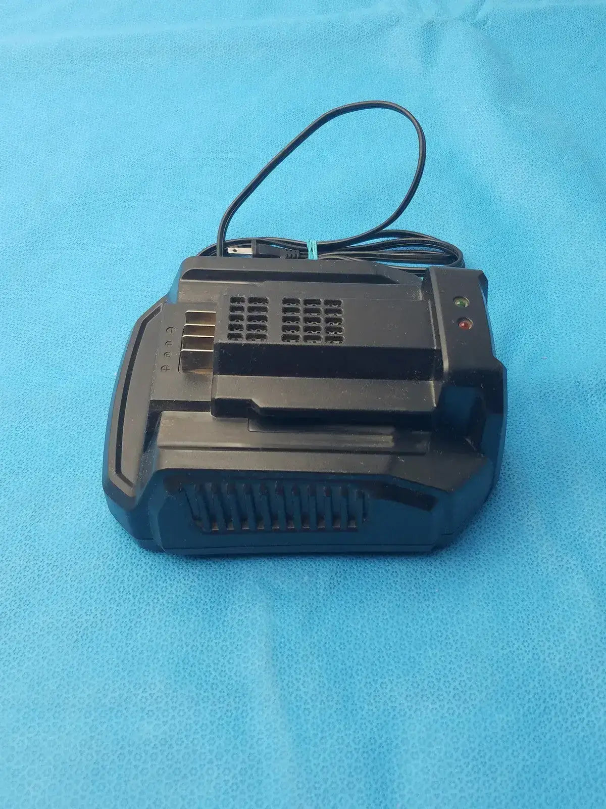 EGO Power Plus Battery Charger - CH2100 120V 60Hz 210W Battery Charger, second-hand product photo 4