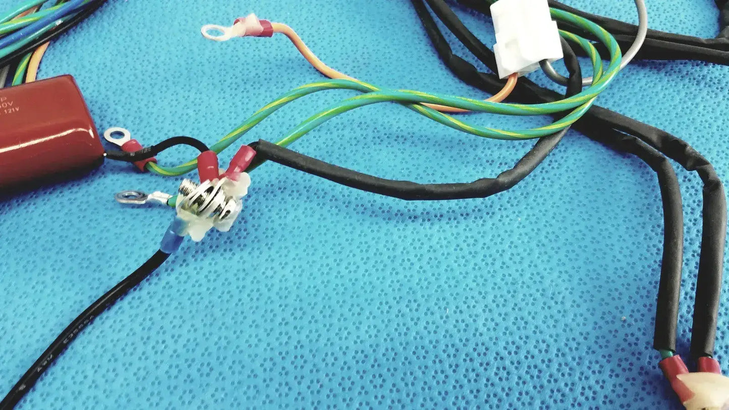 Generic Electrical Harness Cable with Multi-Pin Connectors - MPP 4.7K630V Cable Harness, second-hand product photo 2