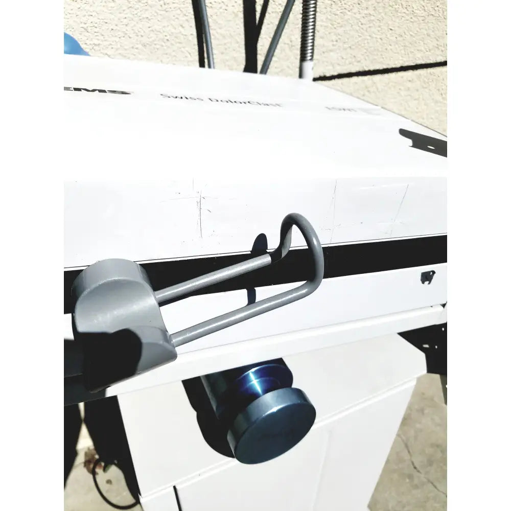 EMS Swiss DolorClast SA CH-1260 Nyon Extracorporeal Shockwave Therapy - Extracorporeal shockwave therapy system