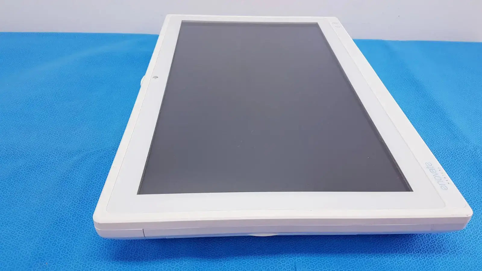 Enovate Medical 22" LCD Display Monitor – Model ENV-2203-C1-1010 Medical LCD Monitor, second-hand product photo 9