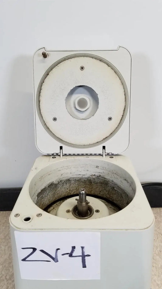 Reuse Medical Eppendorf 5415C Centrifuge Centrifuges, second-hand product photo 1