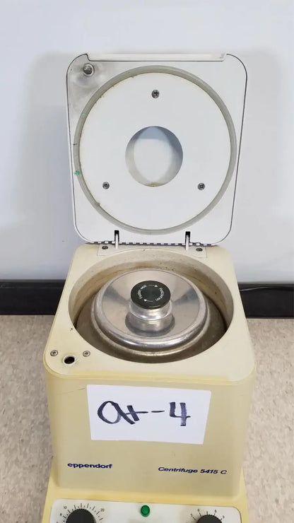 Reuse Medical Eppendorf 5415C Micro Centrifuge Centrifuges, second-hand product photo 1