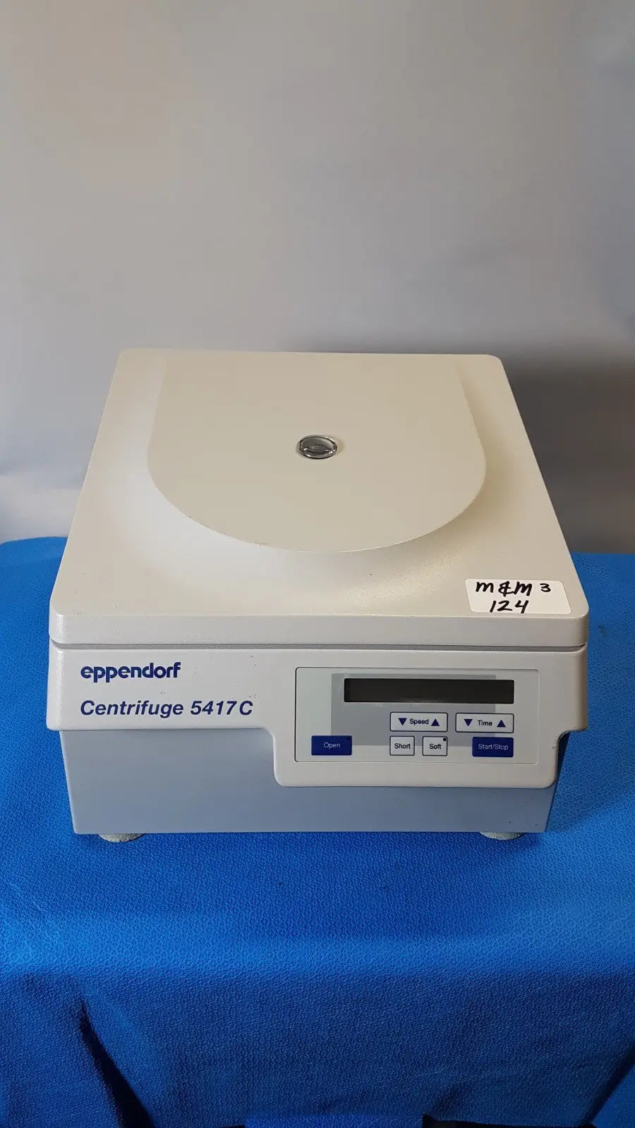 Reuse Medical Eppendorf 5417 High-Speed Digital Laboratory Centrifuge with Brinkmann Labeling Centrifuges, second-hand product photo 1