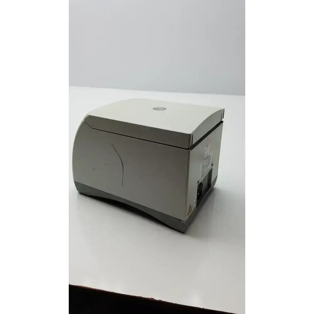 Eppendorf 5418 Microcentrifuge Centrifuge Laboratory Microcentrifuge, second-hand product photo 5