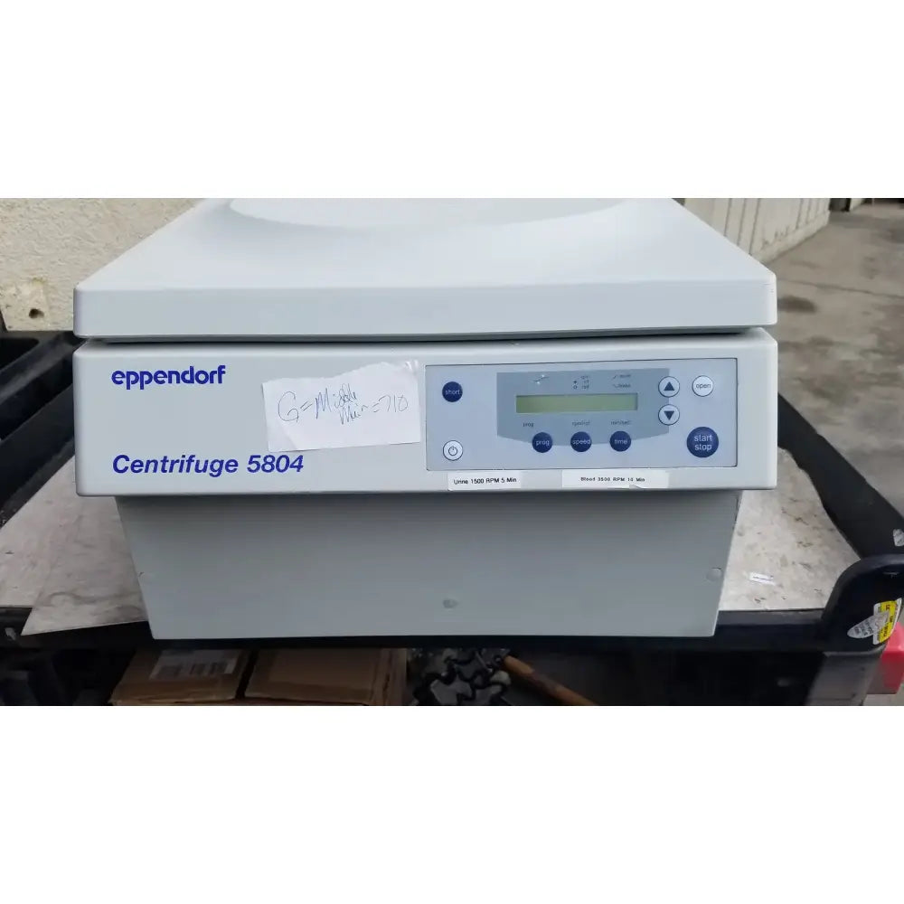 Reuse Medical Eppendorf 5804 Centrifuge with A-4-44 Swing Bucket Rotor & 15mL Tube Adapters Centrifuges, second-hand product photo 1