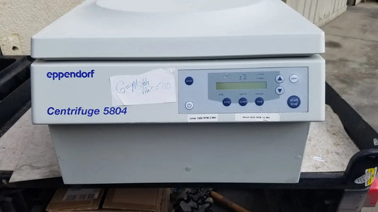 Reuse Medical Eppendorf 5804 Centrifuge with A-4-44 Swing Bucket Rotor & 15mL Tube Adapters Centrifuges, second-hand product photo 1