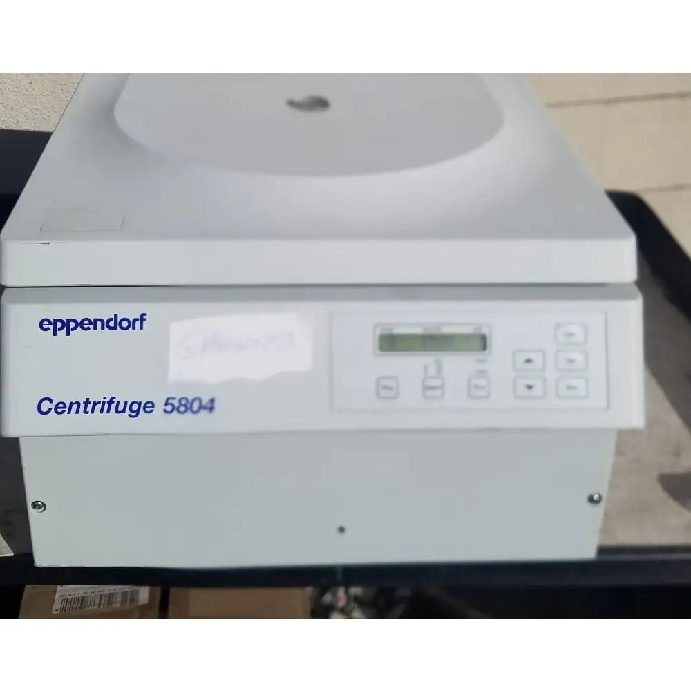 Eppendorf 5804 Refrigerated Benchtop Centrifuge Refrigerated Benchtop Centrifuge, second-hand product photo 1
