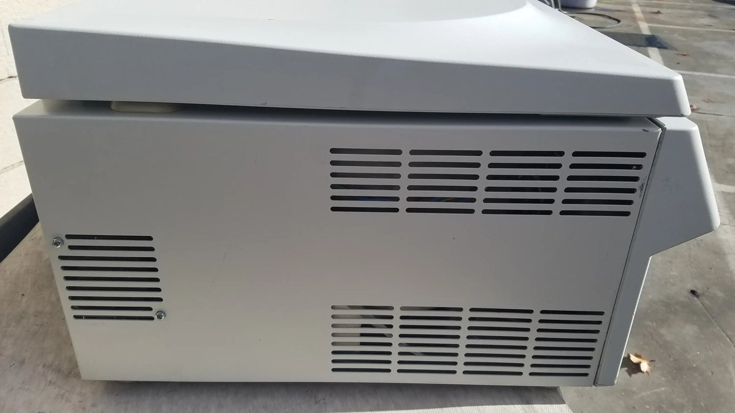 Eppendorf 5804 Refrigerated Benchtop Centrifuge Refrigerated Benchtop Centrifuge, second-hand product photo 7