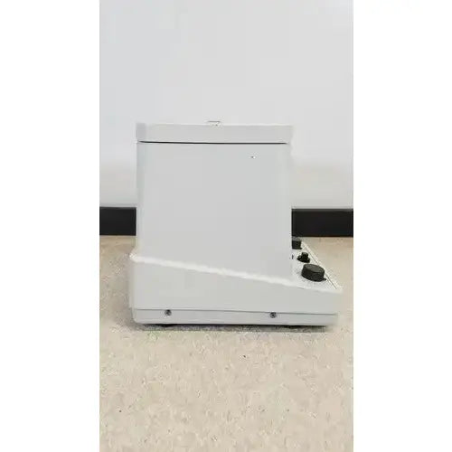 Eppendorf Centrifuge 5415C Laboratory Centrifuge, second-hand product photo 6