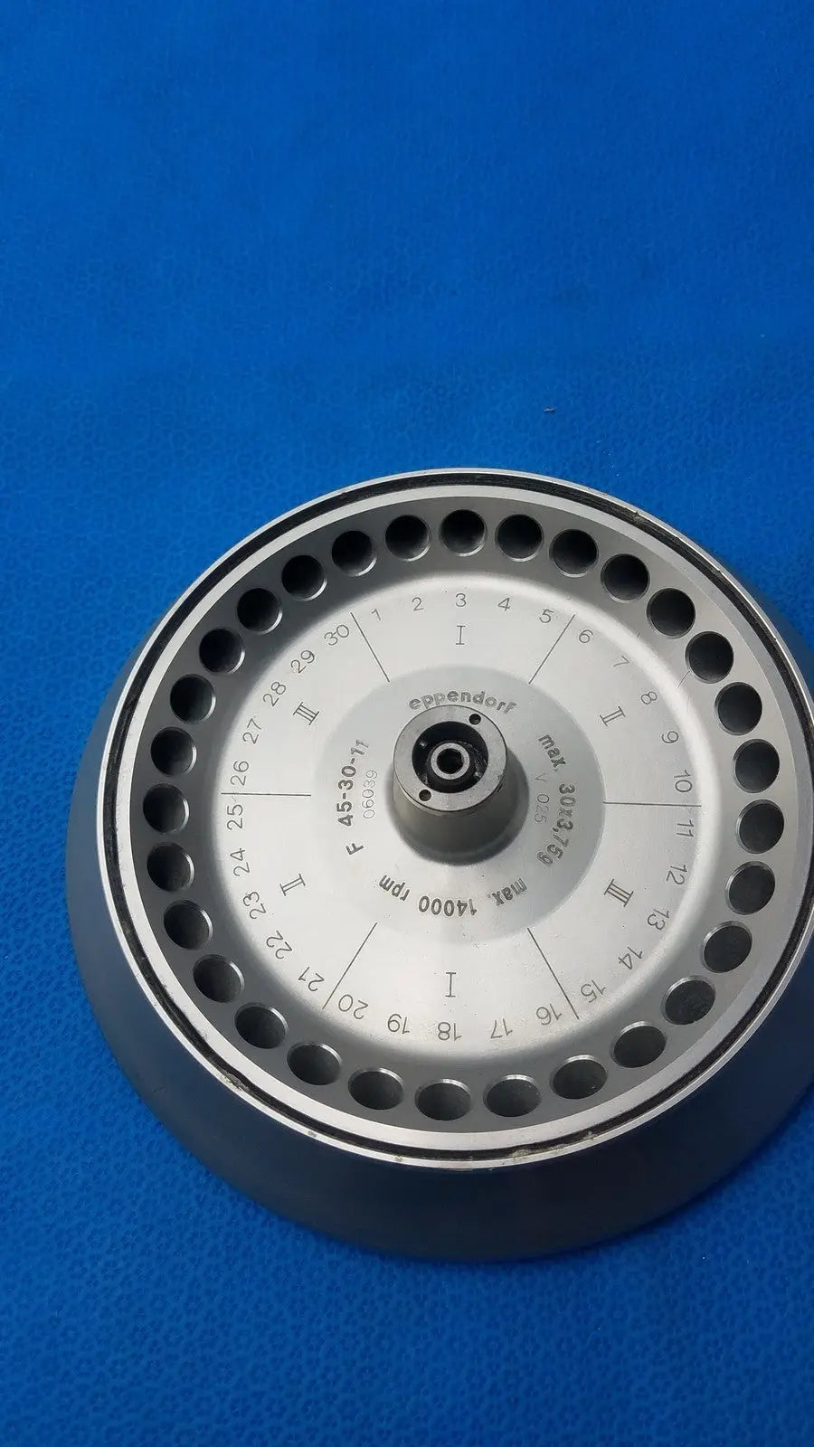 Eppendorf Max 30x3,75g, Max 14000 rpm F 45-30-11 Spot Rotor Centrifuge Rotor, second-hand product photo 1