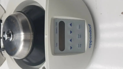 Eppendorf Mini Spin Plus Centrifuge Centrifuge, second-hand product photo 2