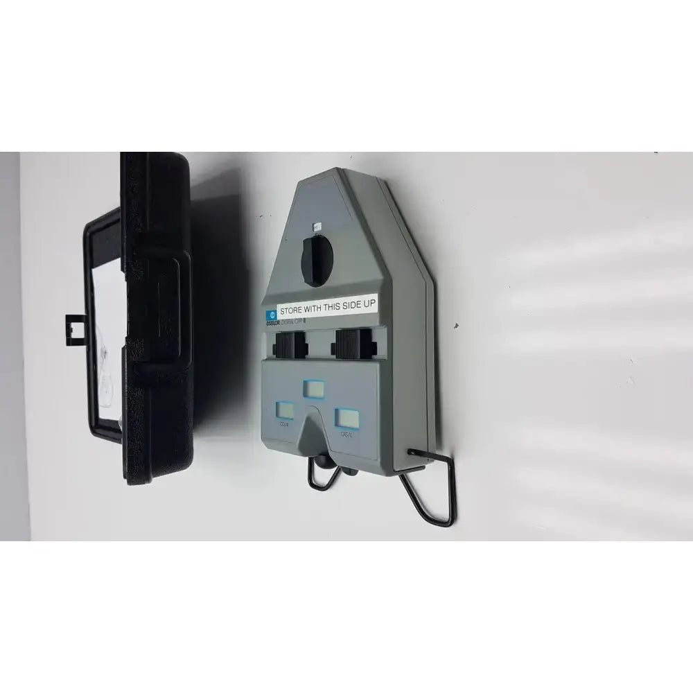 Essilor X81701 Precision Digital CRP Corneal Reflection Pupilometer Pupilometer, second-hand product photo 5