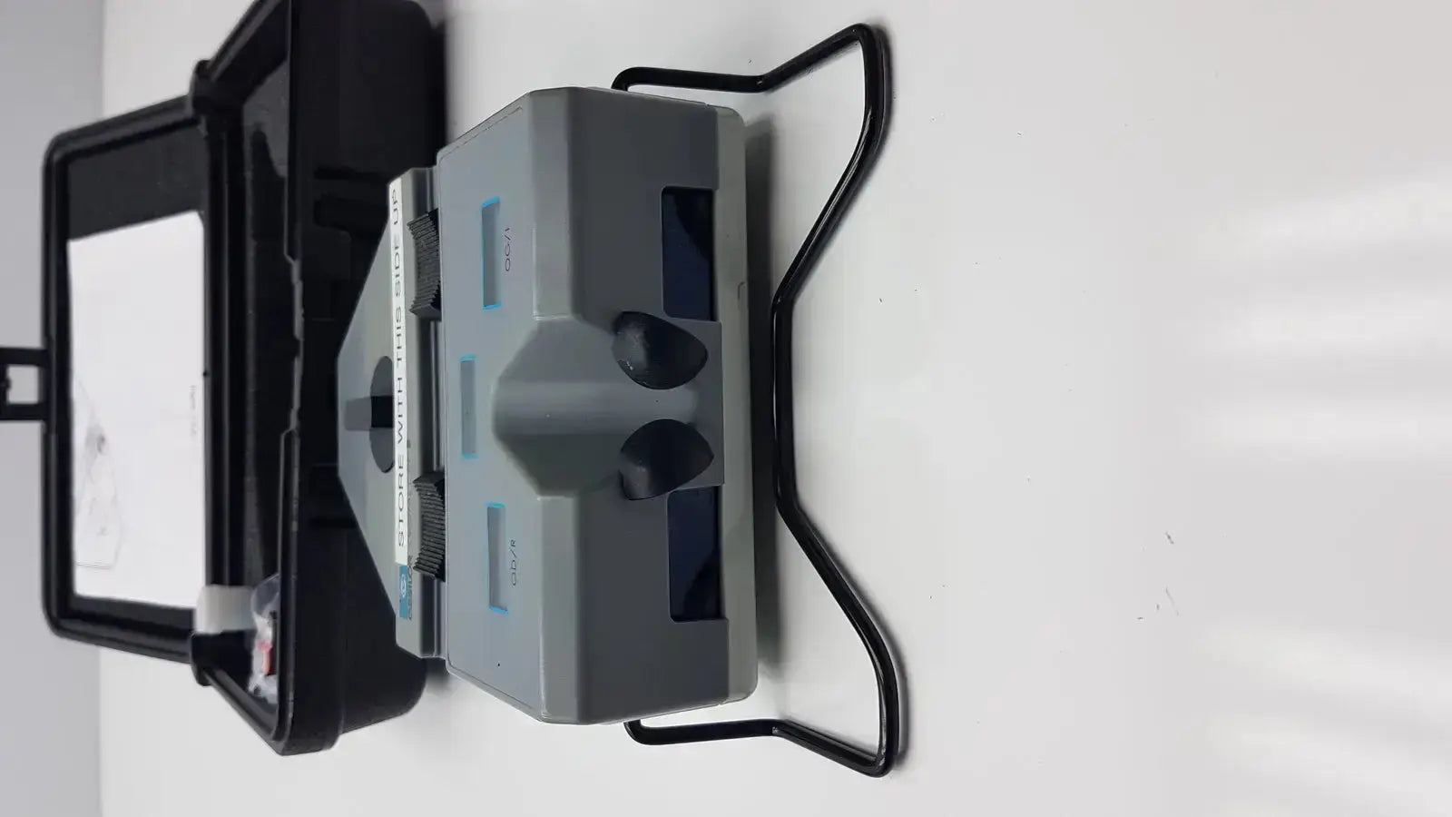 Essilor X81701 Precision Digital CRP Corneal Reflection Pupilometer Pupilometer, second-hand product photo 3