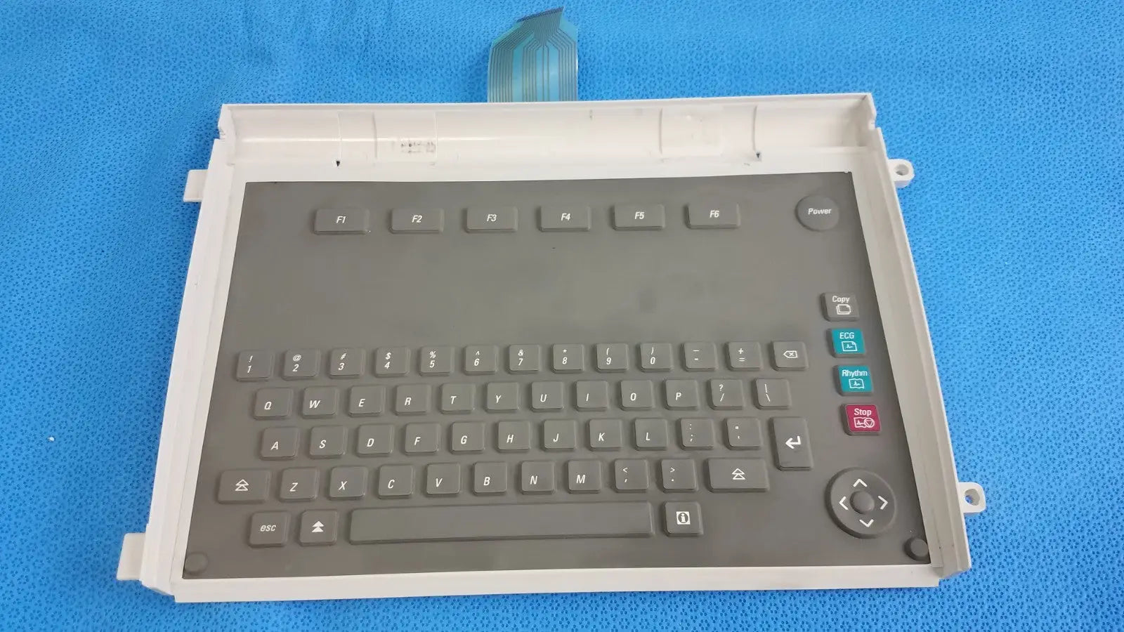 Reuse Medical Esterline 9372-00625-001/D Keyboard – GE 421115-101/C Other Medical/Lab Equipment Attachments, second-hand product photo 1