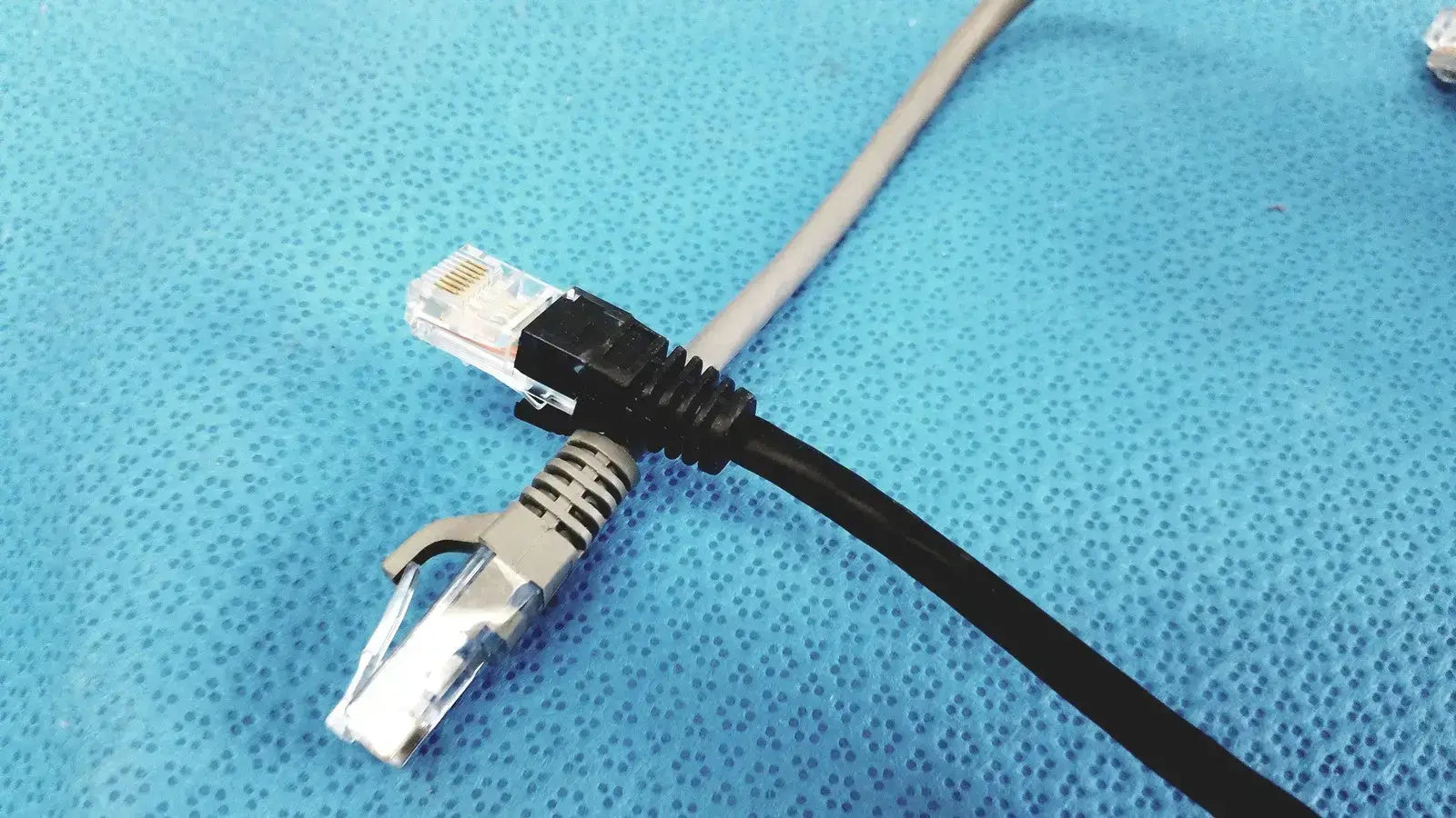 Generic Ethernet Various Color CSA LL64151-A Cables Lot of 3 Ethernet Cable, second-hand product photo 3