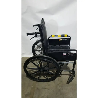 Reuse Medical Equipment Everest & Jennings Advantage Recliner Folding Manual Wheelchair Wheelchairs, second-hand product photo 1