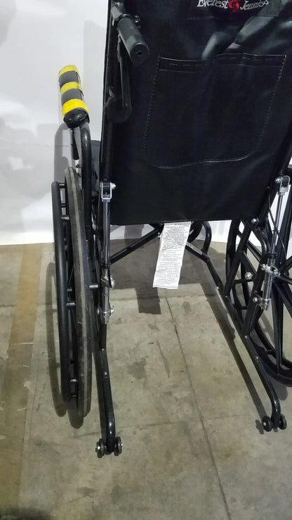 Reuse Medical Equipment Everest & Jennings Advantage Recliner Folding Manual Wheelchair Wheelchairs, second-hand product photo 5