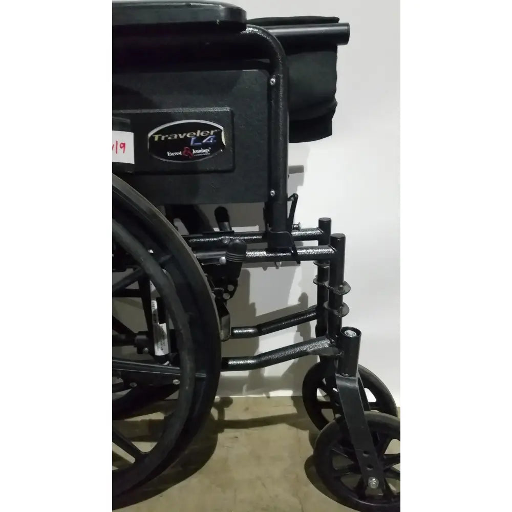 Reuse Medical Equipment Everest & Jennings Traveler L4 Wheelchair Ultralight Adjustable Height Adult Use Wheelchairs, second-hand product photo 4