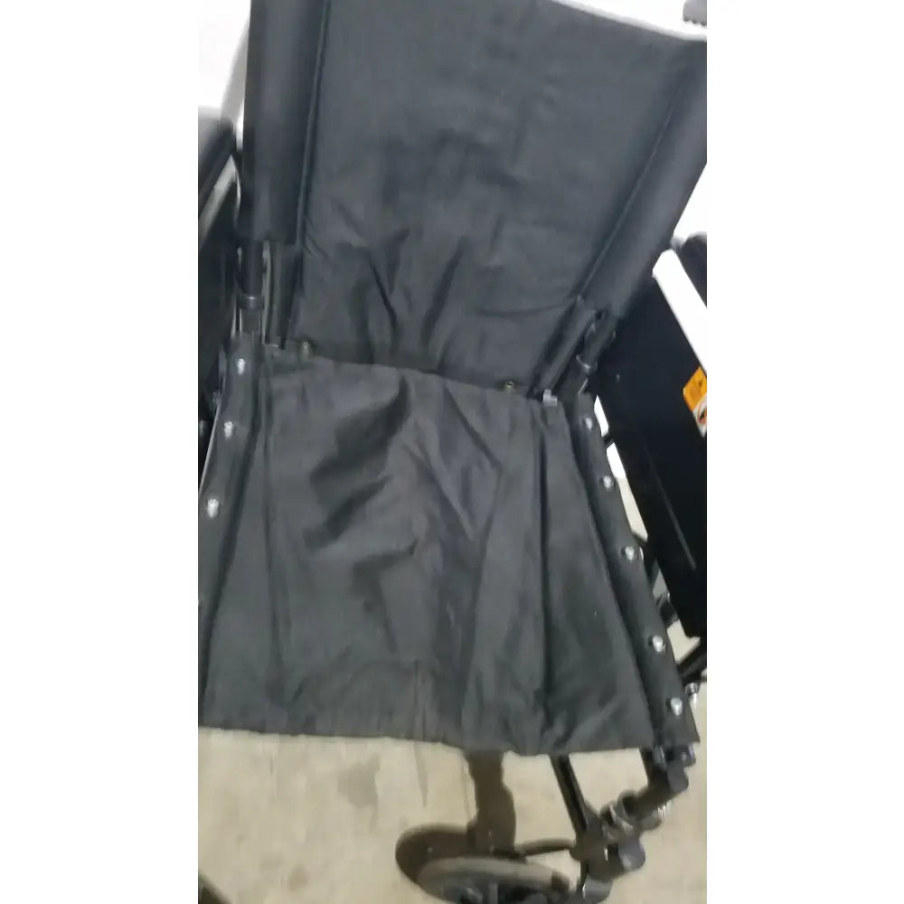 Reuse Medical Equipment Everest & Jennings Traveler L4 Wheelchair Ultralight Adjustable Height Adult Use Wheelchairs, second-hand product photo 9