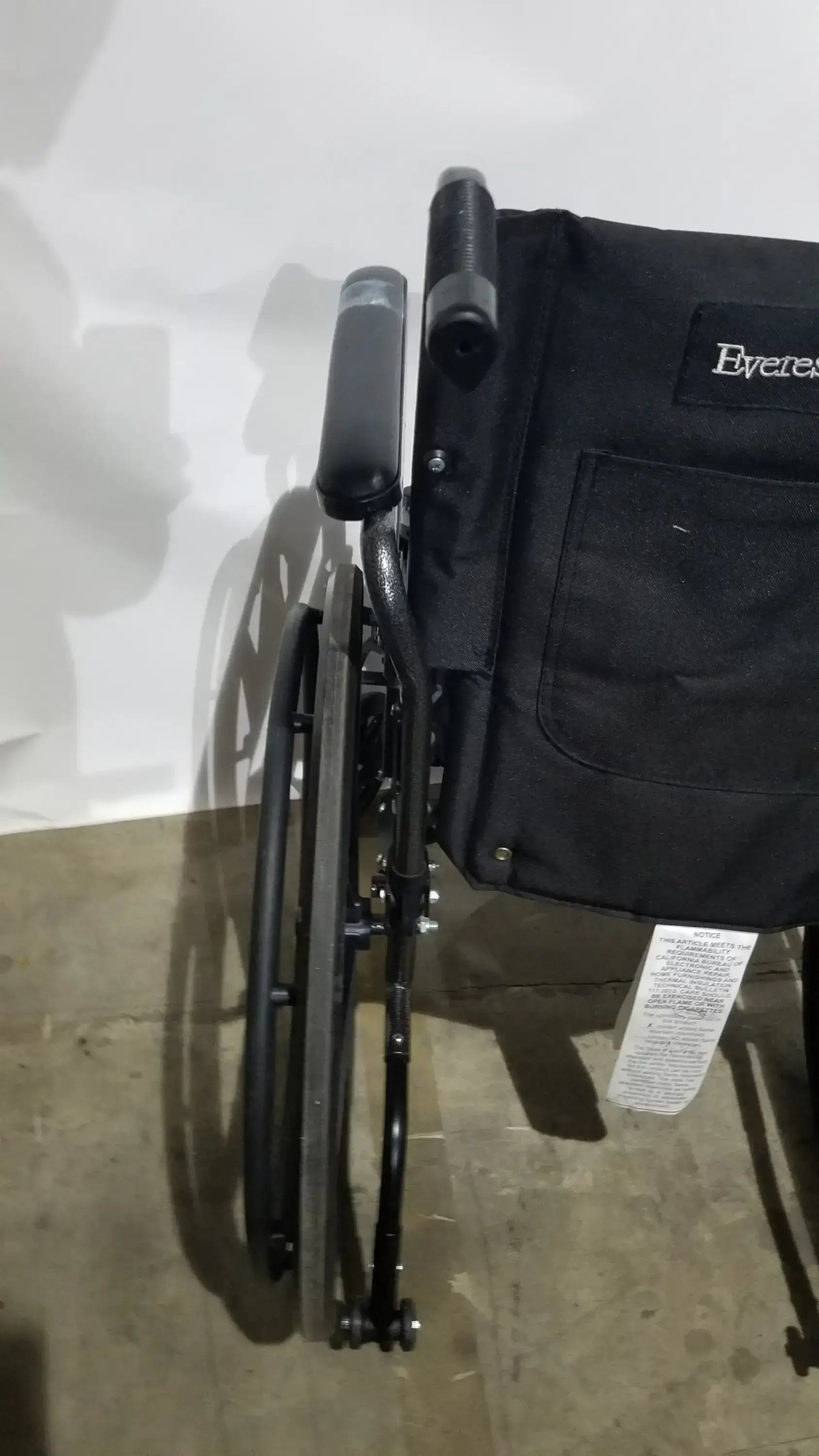Reuse Medical Equipment Everest & Jennings Traveler L4 Wheelchair Ultralight Adjustable Height Adult Use Wheelchairs, second-hand product photo 19