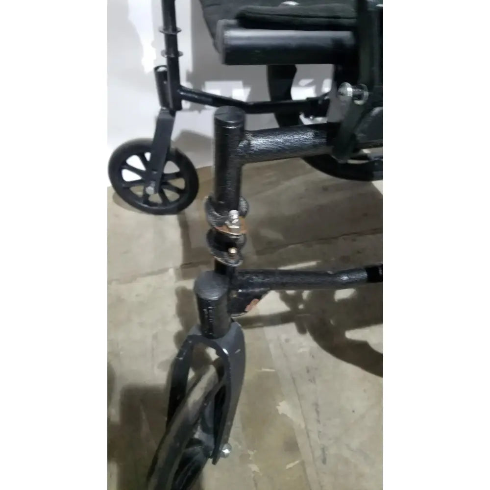 Reuse Medical Equipment Everest & Jennings Traveler L4 Wheelchair Ultralight Adjustable Height Adult Use Wheelchairs, second-hand product photo 16