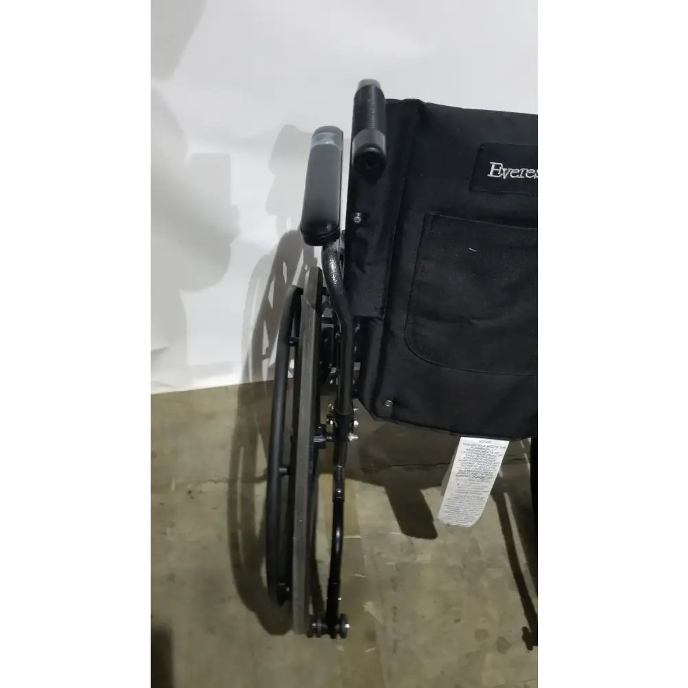Reuse Medical Equipment Everest & Jennings Traveler L4 Wheelchair Ultralight Adjustable Height Adult Use Wheelchairs, second-hand product photo 19