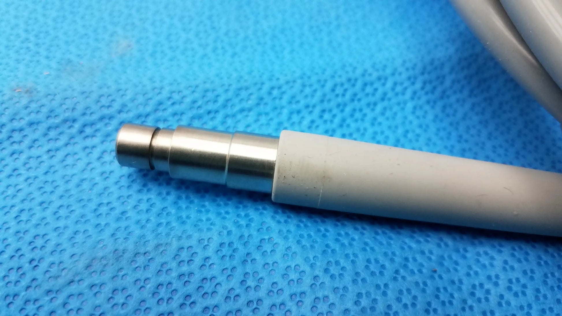 Reuse Medical Equipment Fiber Optic Surgical Light Cable 10550 Endoscopy Laparoscopy Fiber Optic Light Cable, second-hand product photo 3