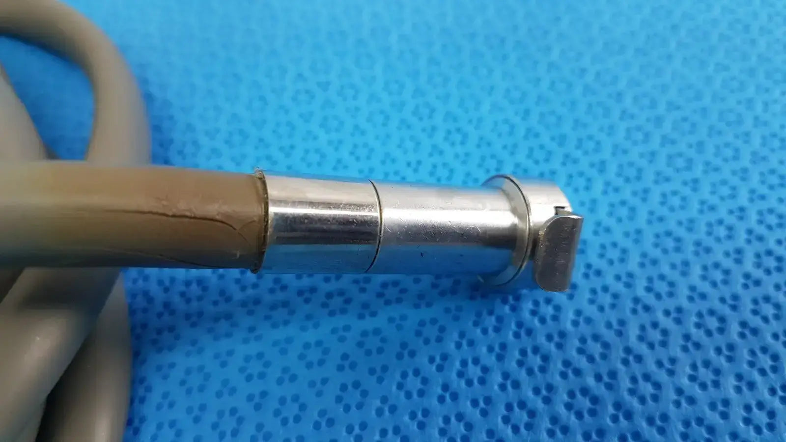 Generic Fiberoptic Light Cable – Durable, High-Quality Surgical Illumination Cable Fiberoptic Light Cable, second-hand product photo 5