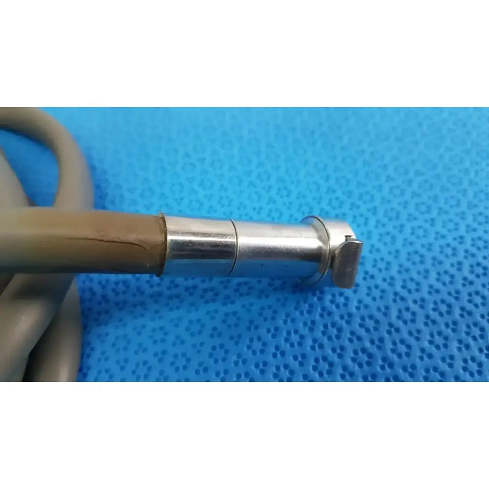 Generic Fiberoptic Light Cable – Durable, High-Quality Surgical Illumination Cable Fiberoptic Light Cable, second-hand product photo 5