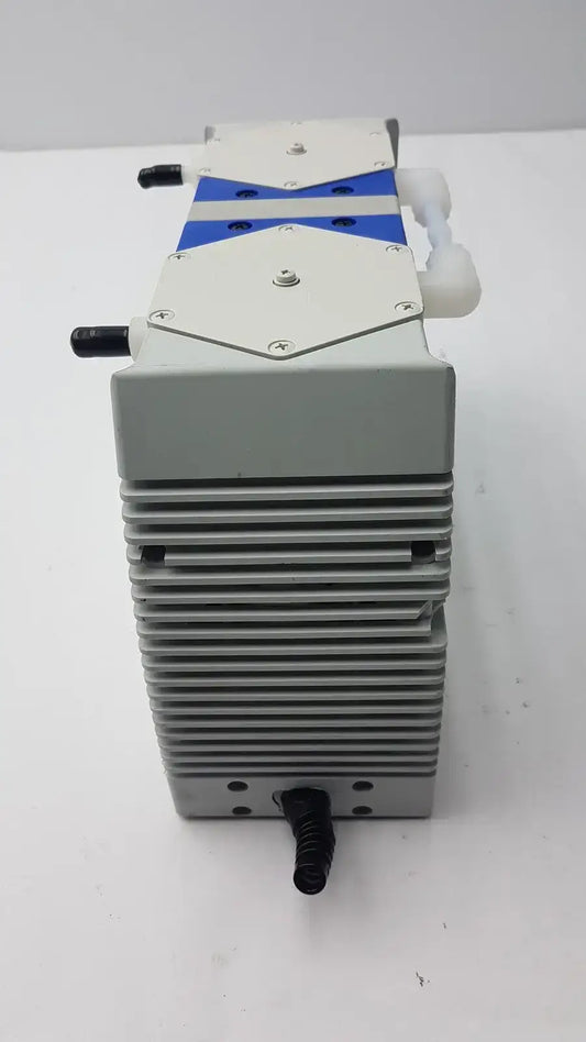 Fisher Scientific Fisher MaxiimaDry Type PU1309-N840.0-9.01 Laboratory Vacuum Pump, second-hand product photo 2