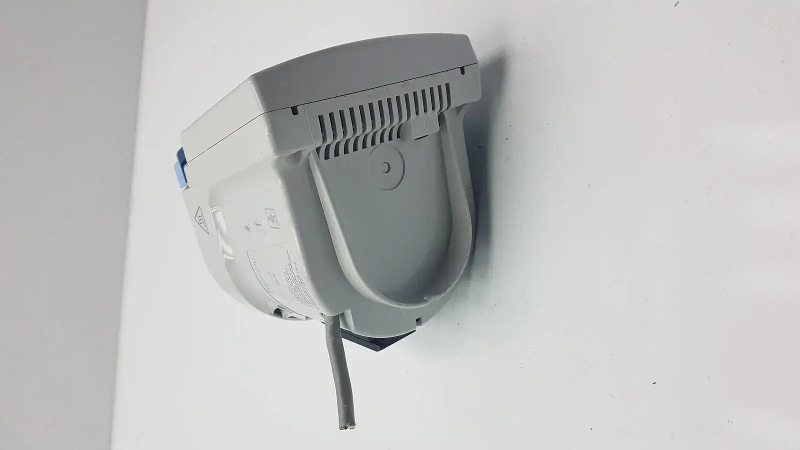 Fisher & Paykel Healthcare MR850JHU Heated Humidifier, second-hand product photo 6
