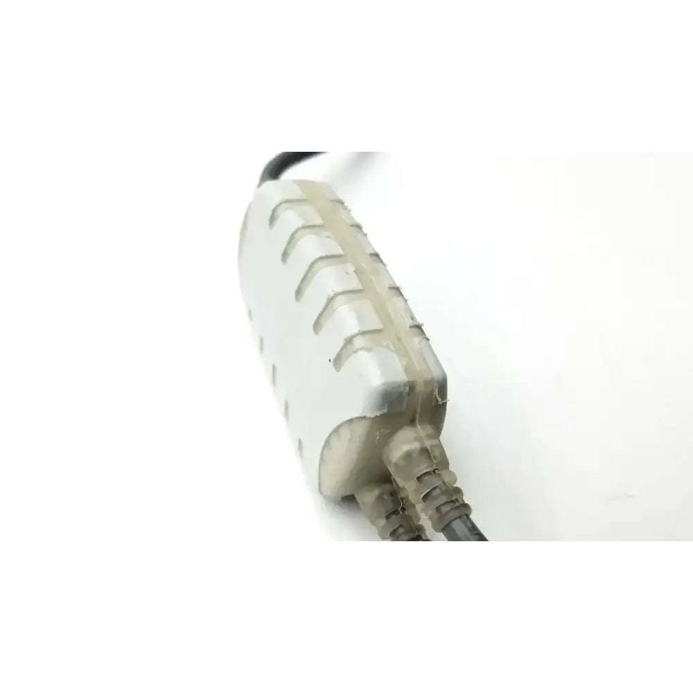 Fisher & Paykel Heat Wire Adapter LOT-140416 Heat Wire Adapter, as-is (for parts) product photo 5