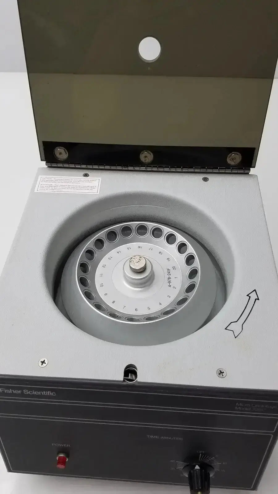 Fisher Scientific 235C Microcentrifuge Centrifuge Microcentrifuge, second-hand product photo 2