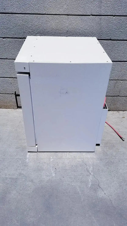 Fisher Scientific CO2 Incubator 116885H CO2 Incubator, second-hand product photo 6