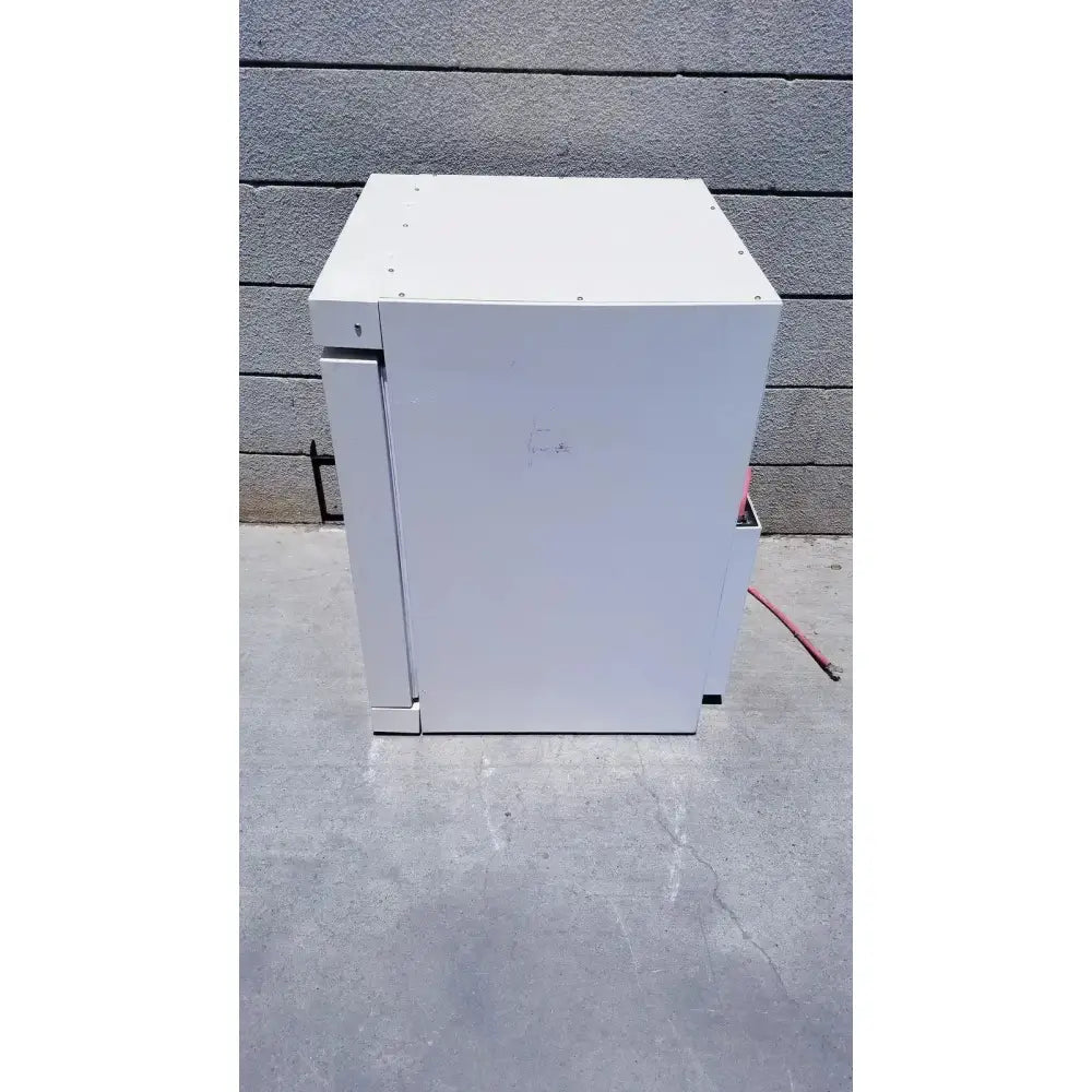 Fisher Scientific CO2 Incubator 116885H CO2 Incubator, second-hand product photo 6