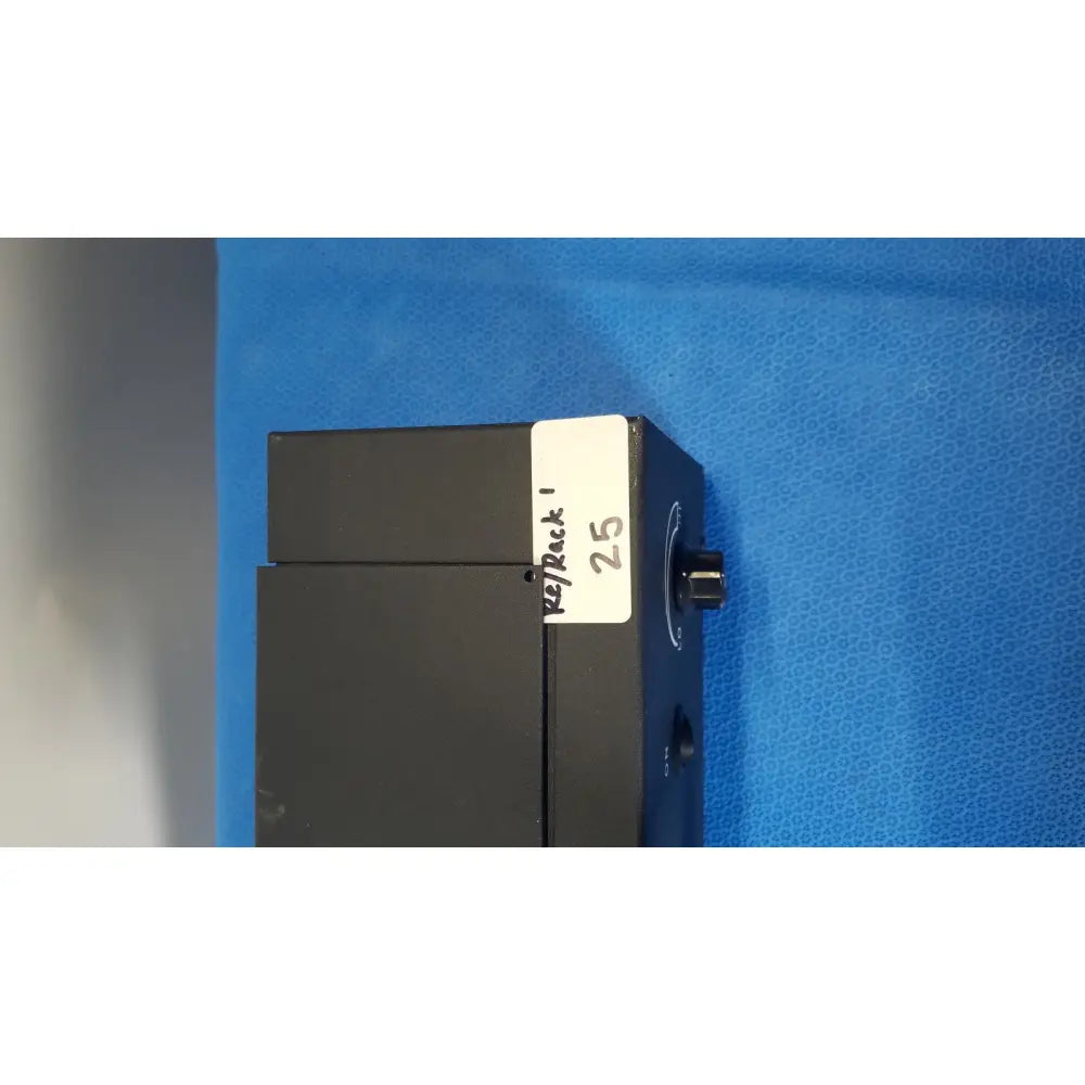 Black rectangular fisher scientific dual fiber-optic illuminator with white label keyback 25 and black side knob