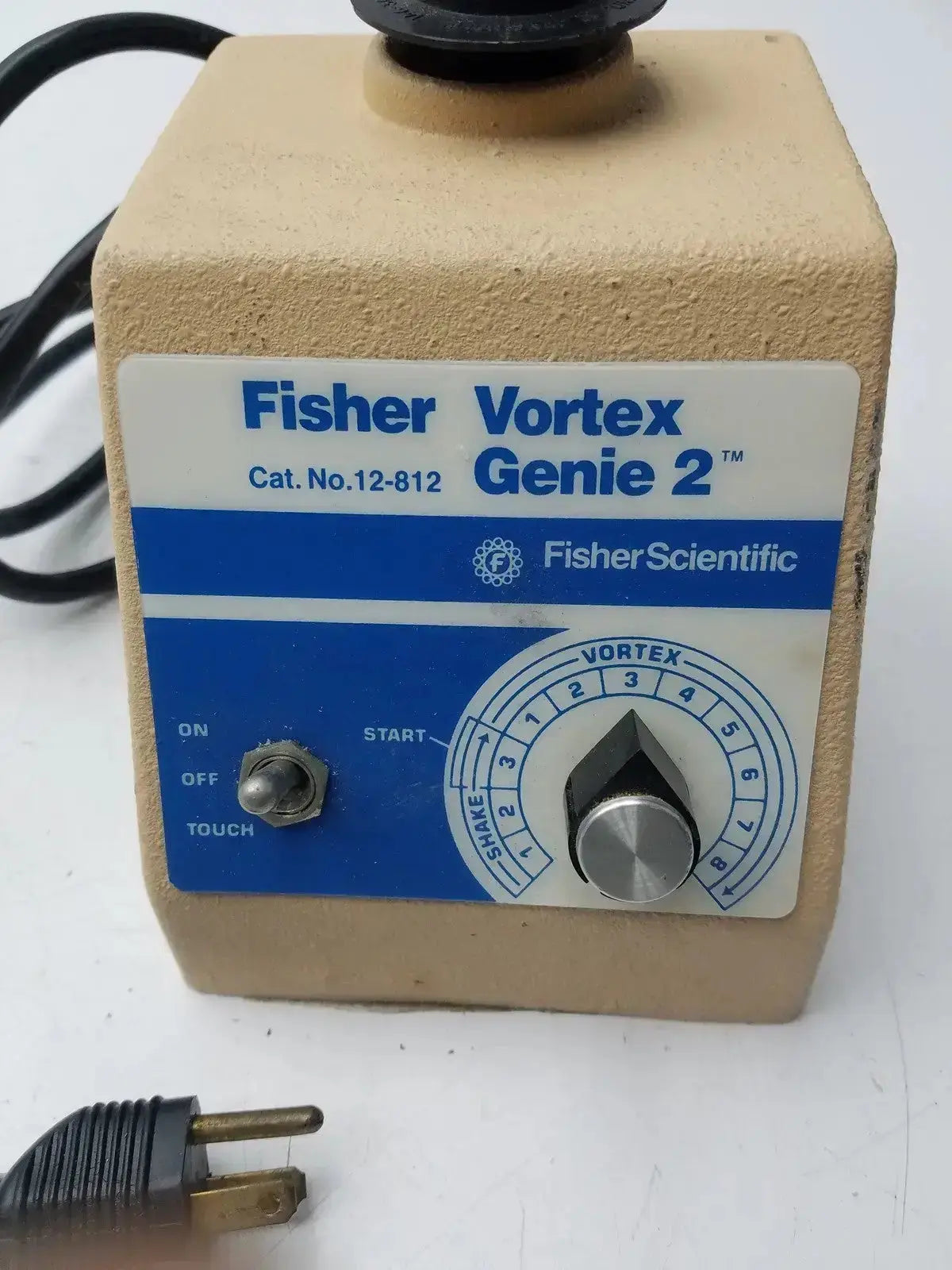 Fisher Scientific Vortex Genie 2 12-812, Scientific Industries G-560 Mixer Shaker Laboratory Mixer/Shaker, second-hand product photo 1