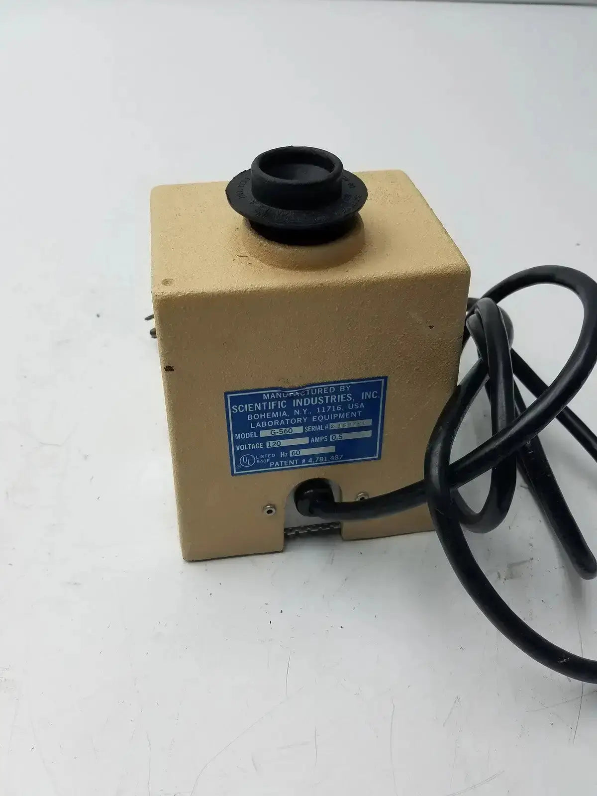 Fisher Scientific Vortex Genie 2 12-812, Scientific Industries G-560 Mixer Shaker Laboratory Mixer/Shaker, second-hand product photo 3