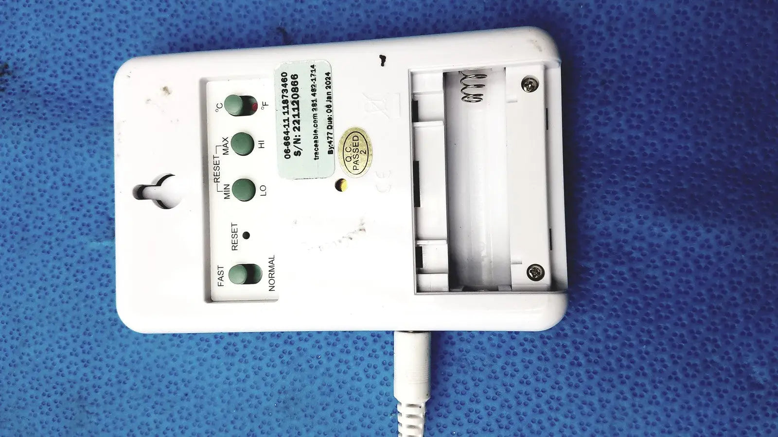 Fisherbrand Traceable Digital Thermometer – Refrigerator/Freezer, Preowned Digital Thermometer, second-hand product photo 4