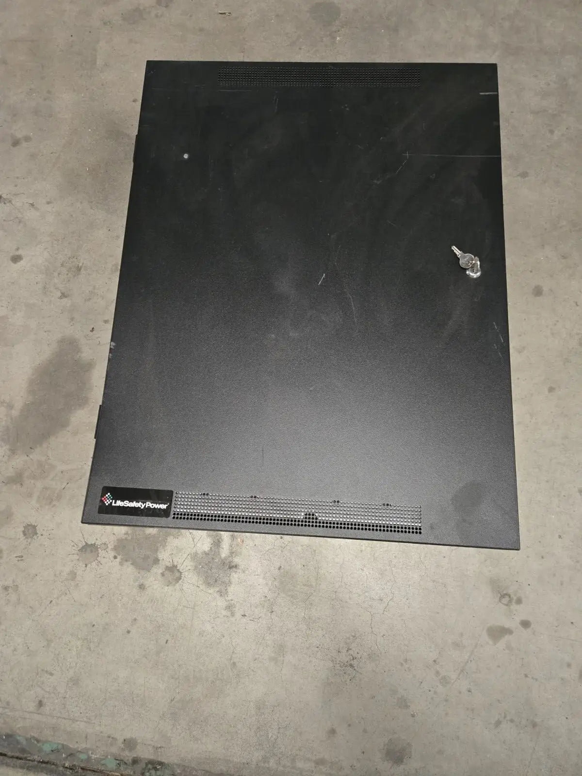 LifeSafety Power Inc Flex power Life safety Enclosure 30"x23x"6.5 Level Power Supply FPO150/250 Power Supply Enclosure, second-hand product photo 3