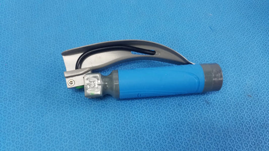 Flexicare BritePro Solo Laryngoscope Handle Mac 3 Laryngoscope Handle with Blade, second-hand product photo 1