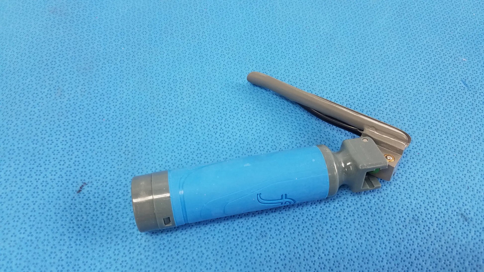 Flexicare BritePro Solo Laryngoscope Handle Mill 1 Laryngoscope Handle, second-hand product photo 1