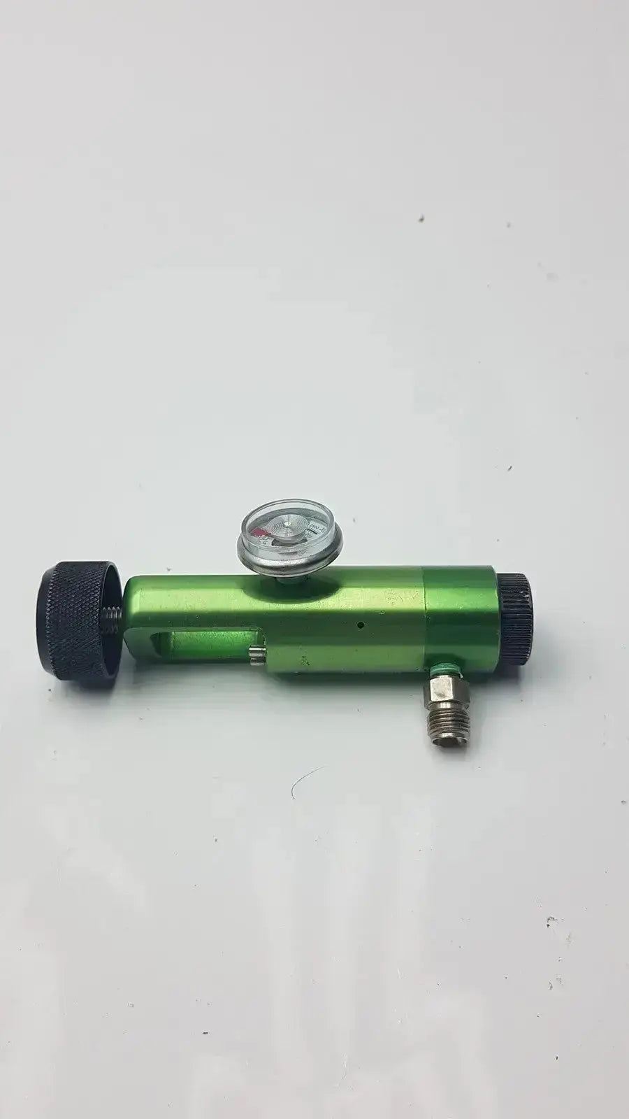 Flotec MRI Compatible and Safe Oxygen Regullator Oxygen Regulator, second-hand product photo 2