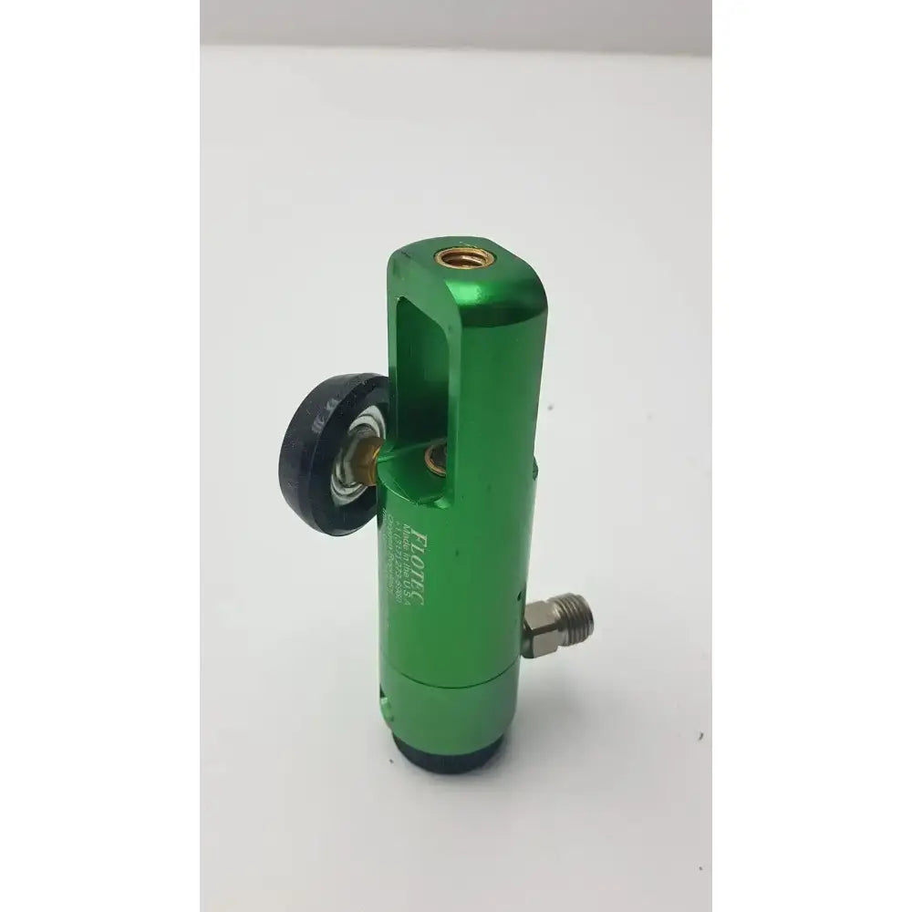 Flotec Oxygen Regullator Up to 3000 PSI/200 Bar Oxygen Regulator, second-hand product photo 3