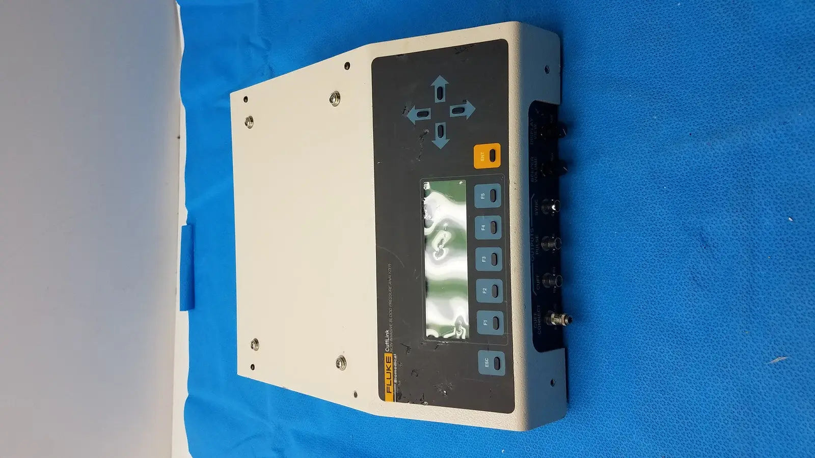 Fluke Biomedical CuffLink Non‑Invasive BP Analyzer – Clinical Accuracy Non-Invasive Blood Pressure Analyzer, second-hand product photo 1