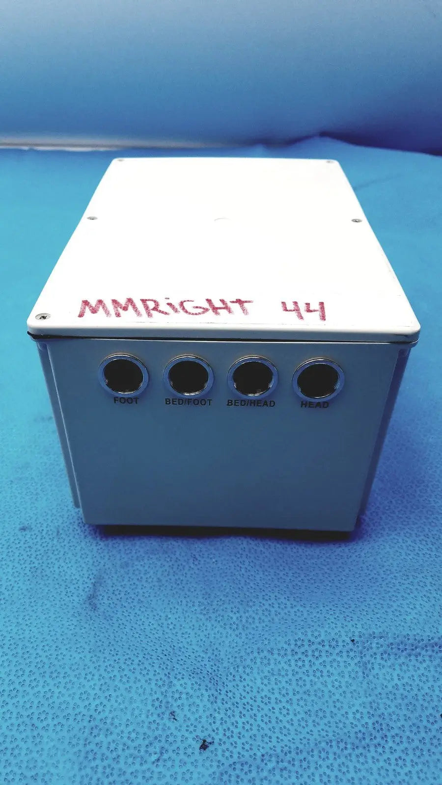 Reuse Medical Foot Hand Control Ports Control Unit Power Supply - 27001575 Other Healthcare, Lab & Dental, second-hand product photo 1